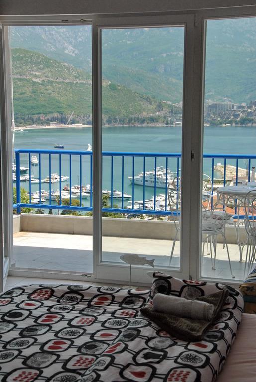 Apartments Inspiration Будва Стая снимка